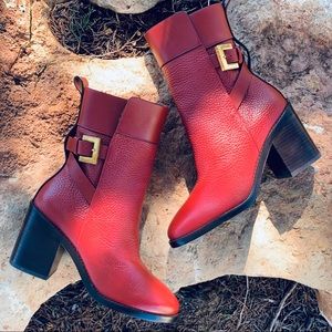 NWOT Stuart Weitzman Joplin Grained Ankle Boots